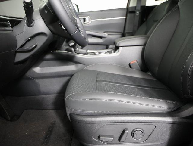 new 2025 Kia Sorento car, priced at $37,891