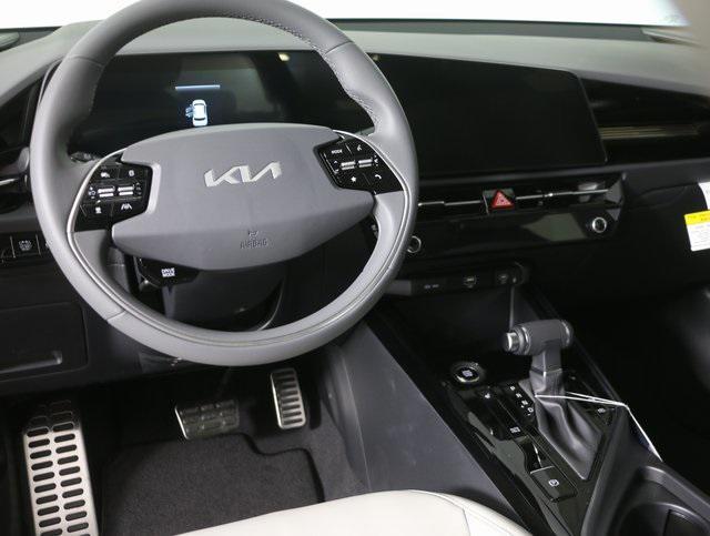 new 2024 Kia Niro car, priced at $31,366