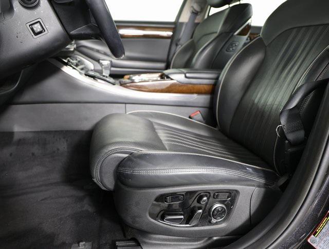 used 2019 Genesis G90 car, priced at $19,995