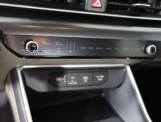 new 2026 Kia Carnival car, priced at $40,690