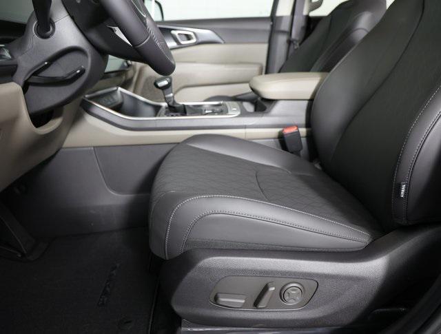 new 2026 Kia Carnival car, priced at $40,690