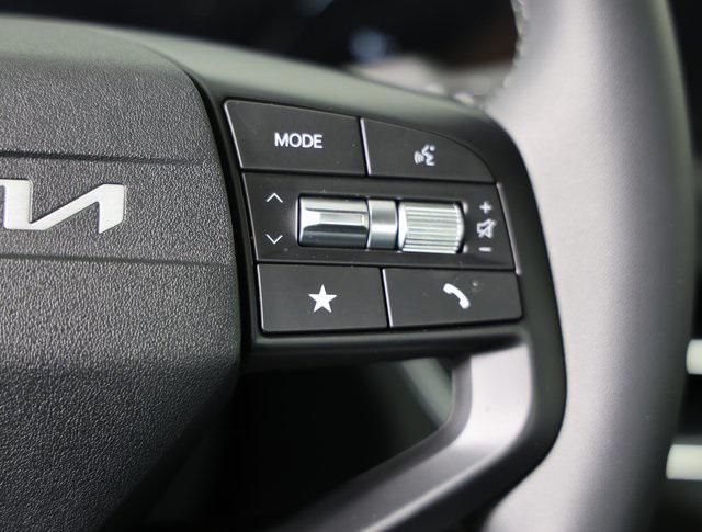 new 2025 Kia K4 car, priced at $23,663