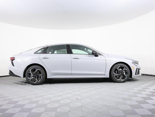 new 2025 Kia K5 car, priced at $30,287