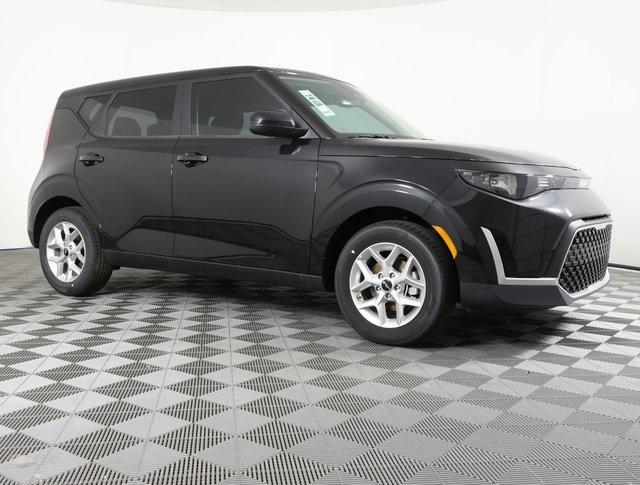 new 2025 Kia Soul car, priced at $23,735
