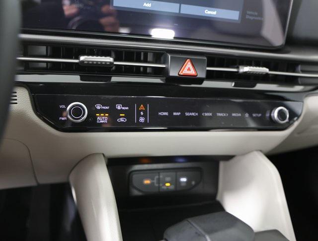 new 2026 Kia Sportage car, priced at $31,622