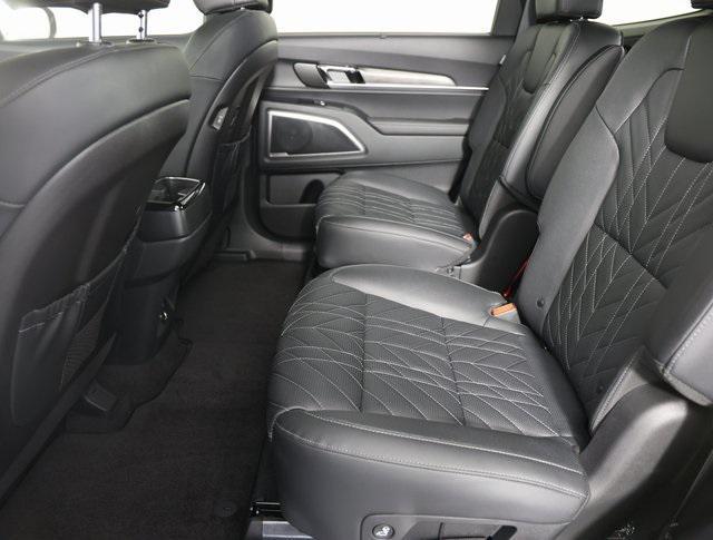 new 2025 Kia Telluride car, priced at $46,673
