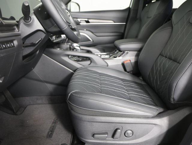 new 2025 Kia Telluride car, priced at $46,673