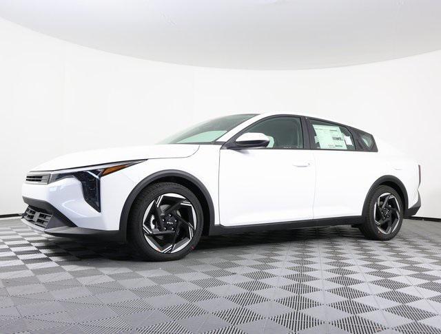 new 2025 Kia K4 car, priced at $24,304