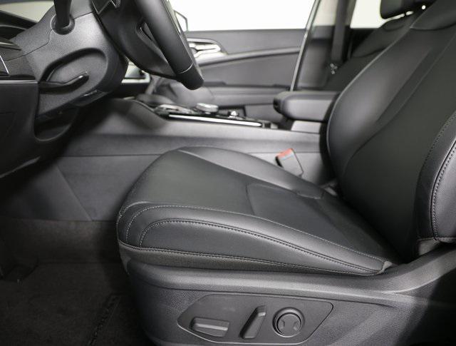 new 2025 Kia Sportage Hybrid car, priced at $35,055