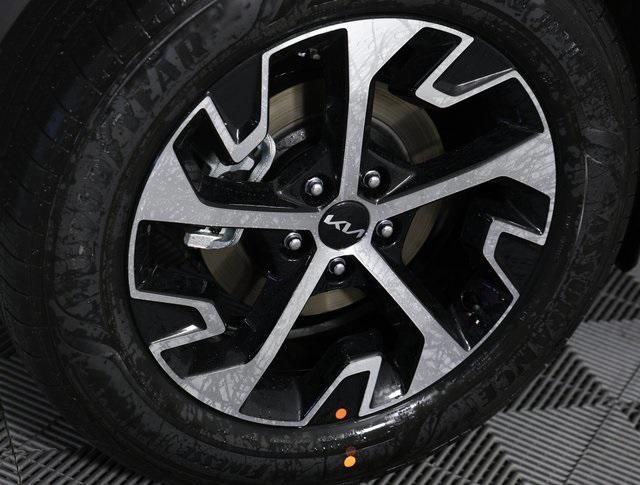 new 2025 Kia Sportage Hybrid car, priced at $35,055