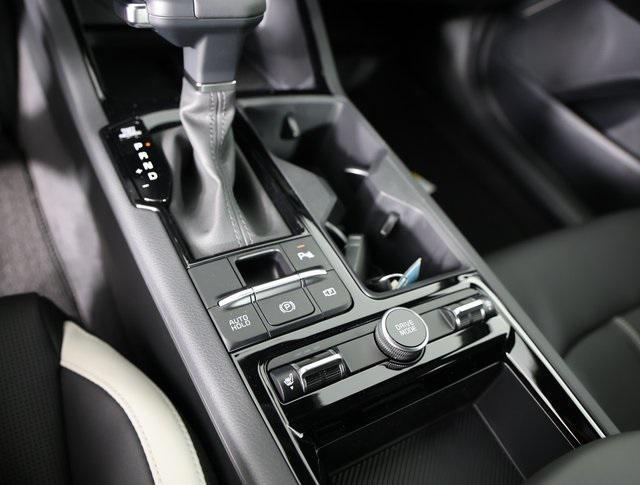 new 2025 Kia K5 car, priced at $28,057