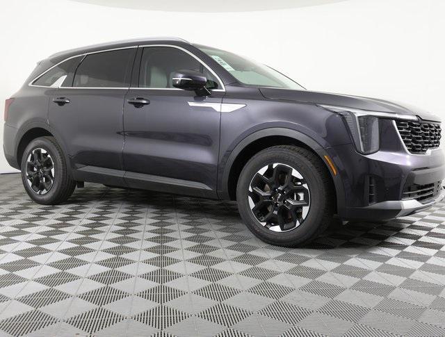 new 2025 Kia Sorento car, priced at $35,452