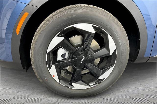 new 2026 Kia Sorento Hybrid car, priced at $40,370