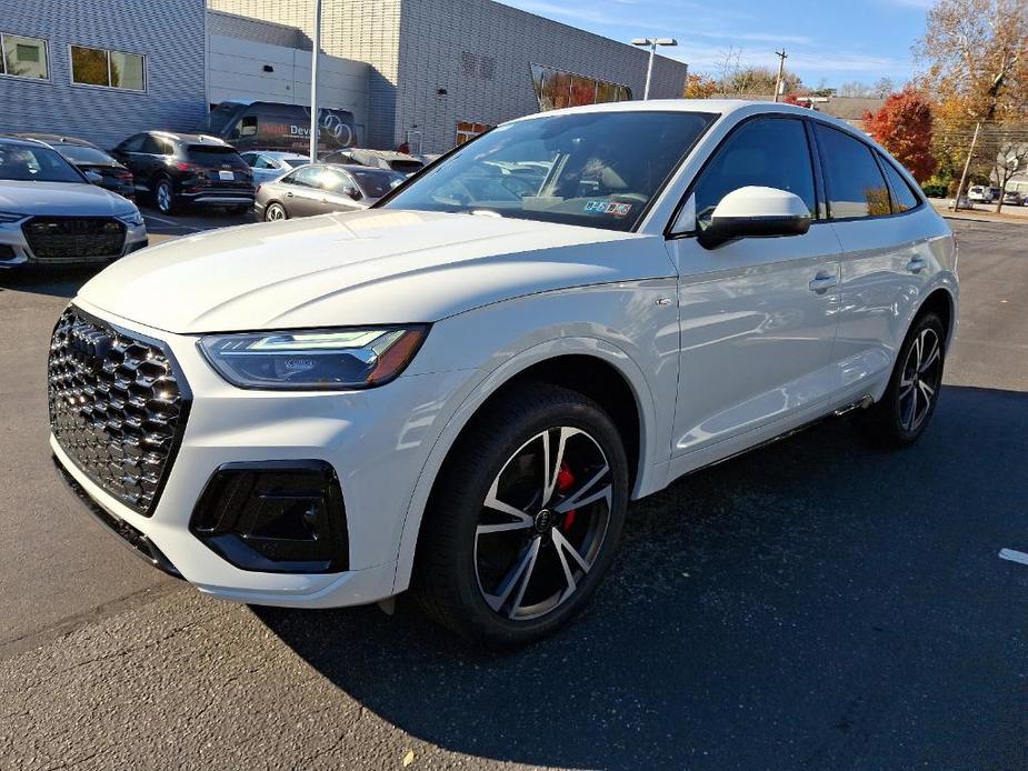 new 2025 Audi Q5 car, priced at $60,940