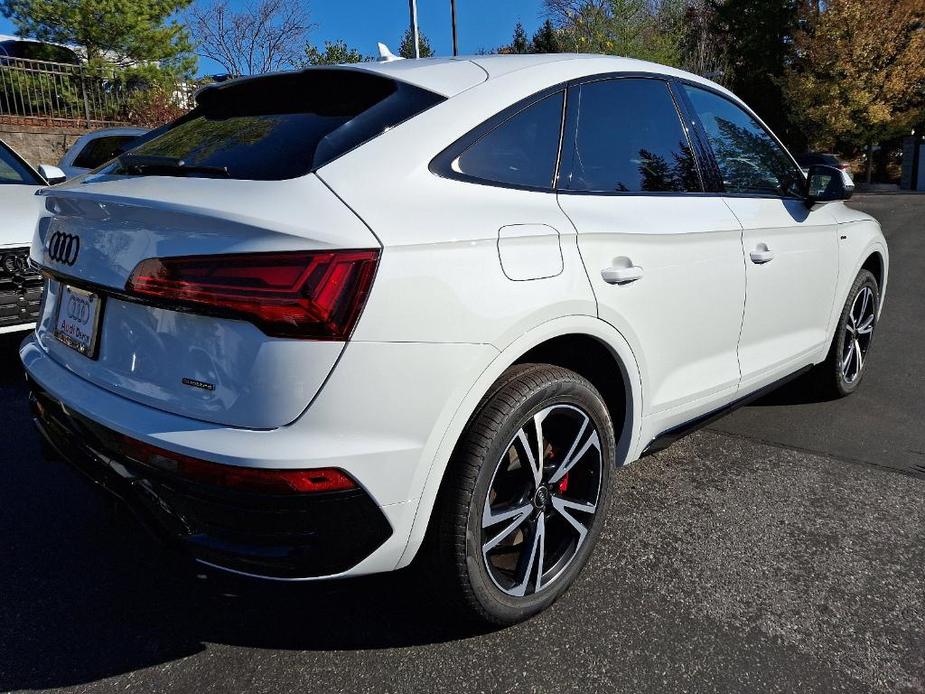 new 2025 Audi Q5 car, priced at $60,940