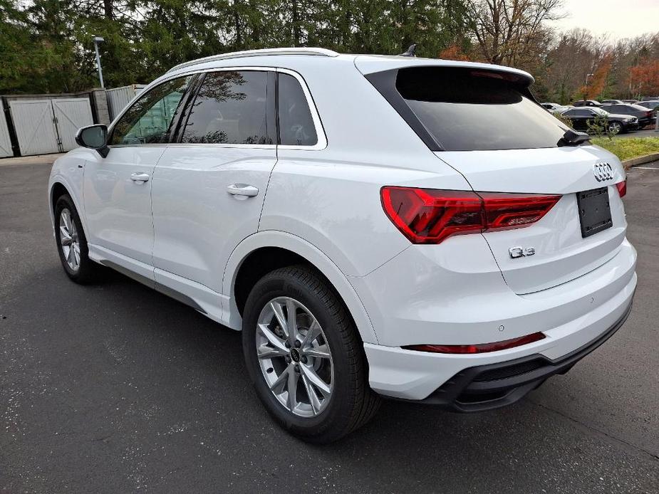 new 2025 Audi Q3 car, priced at $44,520