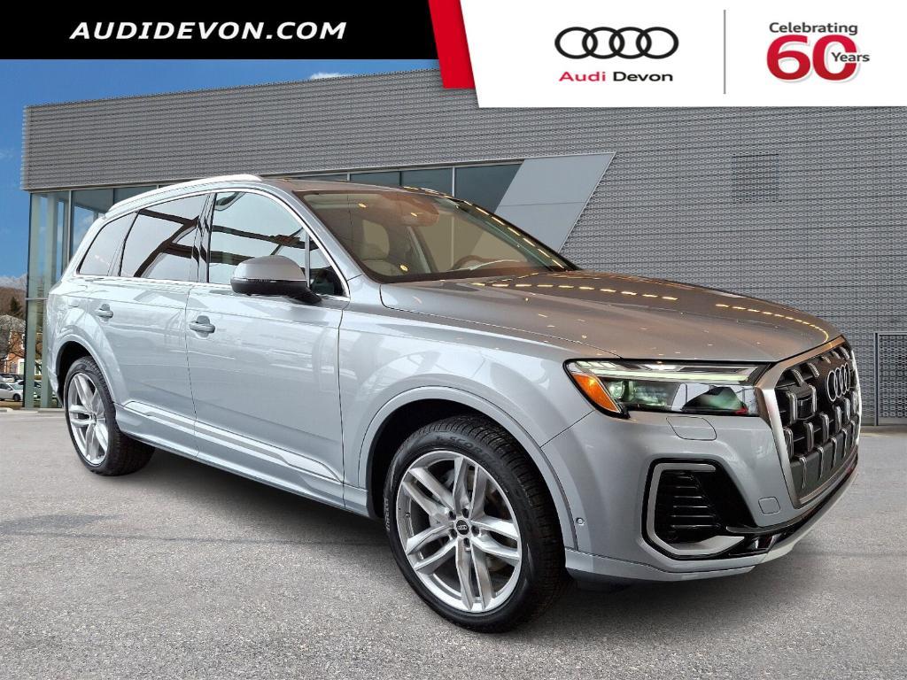 new 2025 Audi Q7 car, priced at $73,730