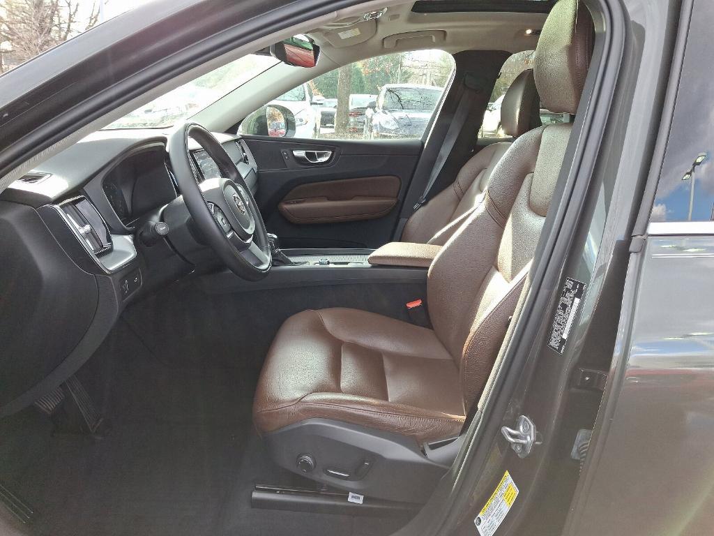 used 2018 Volvo XC60 car, priced at $25,593