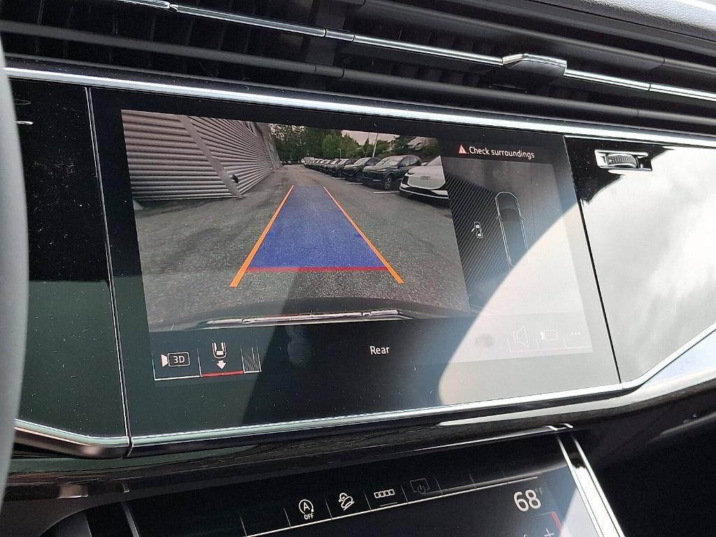 new 2025 Audi Q7 car, priced at $77,580
