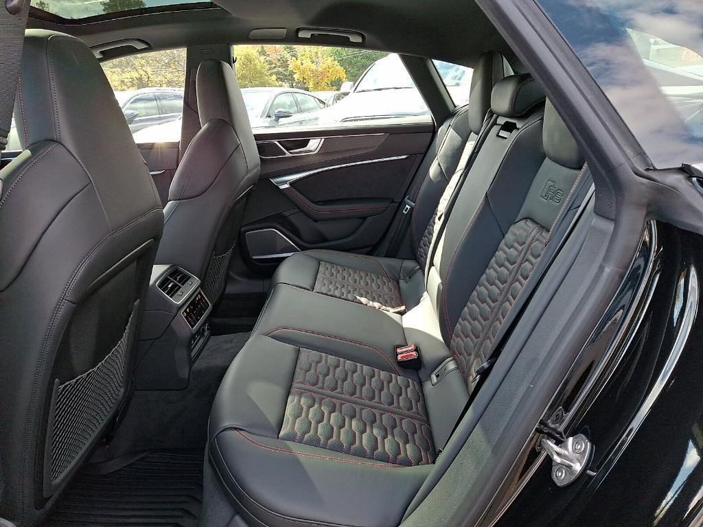 new 2026 Audi RS 7 car, priced at $147,245