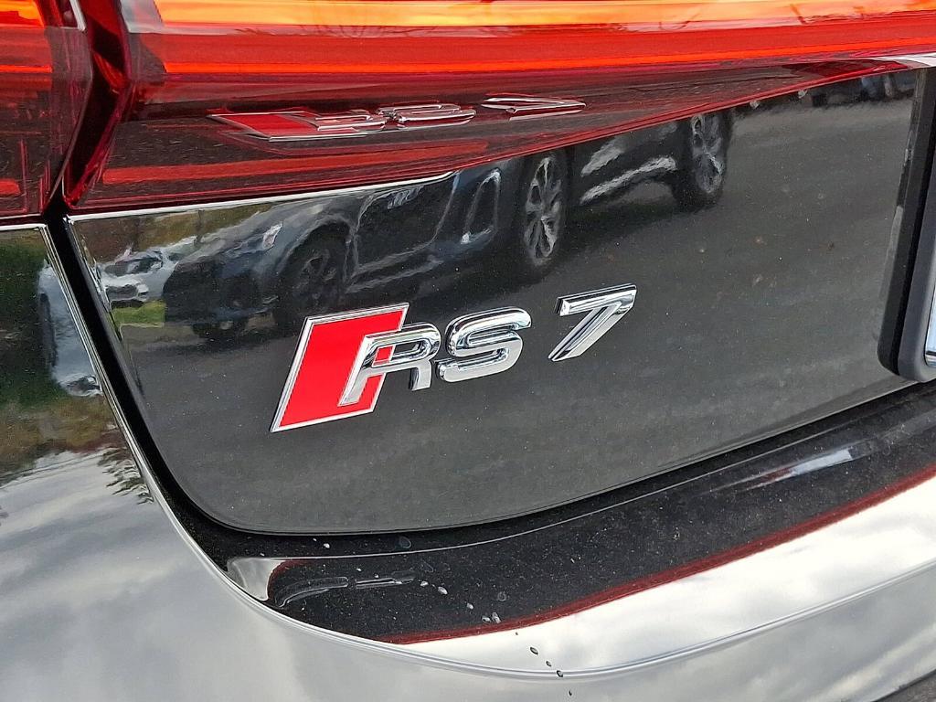 new 2026 Audi RS 7 car, priced at $147,245