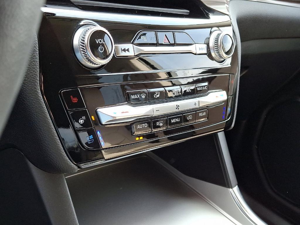 used 2023 Ford Explorer car, priced at $41,993