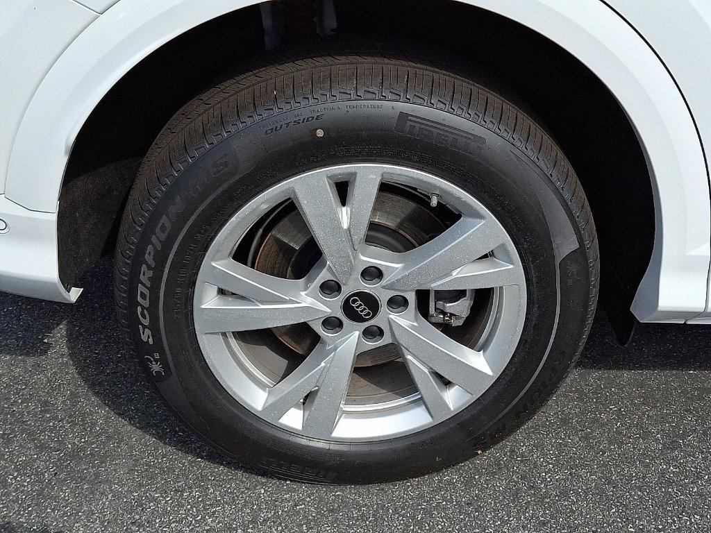 new 2025 Audi Q5 car, priced at $54,130