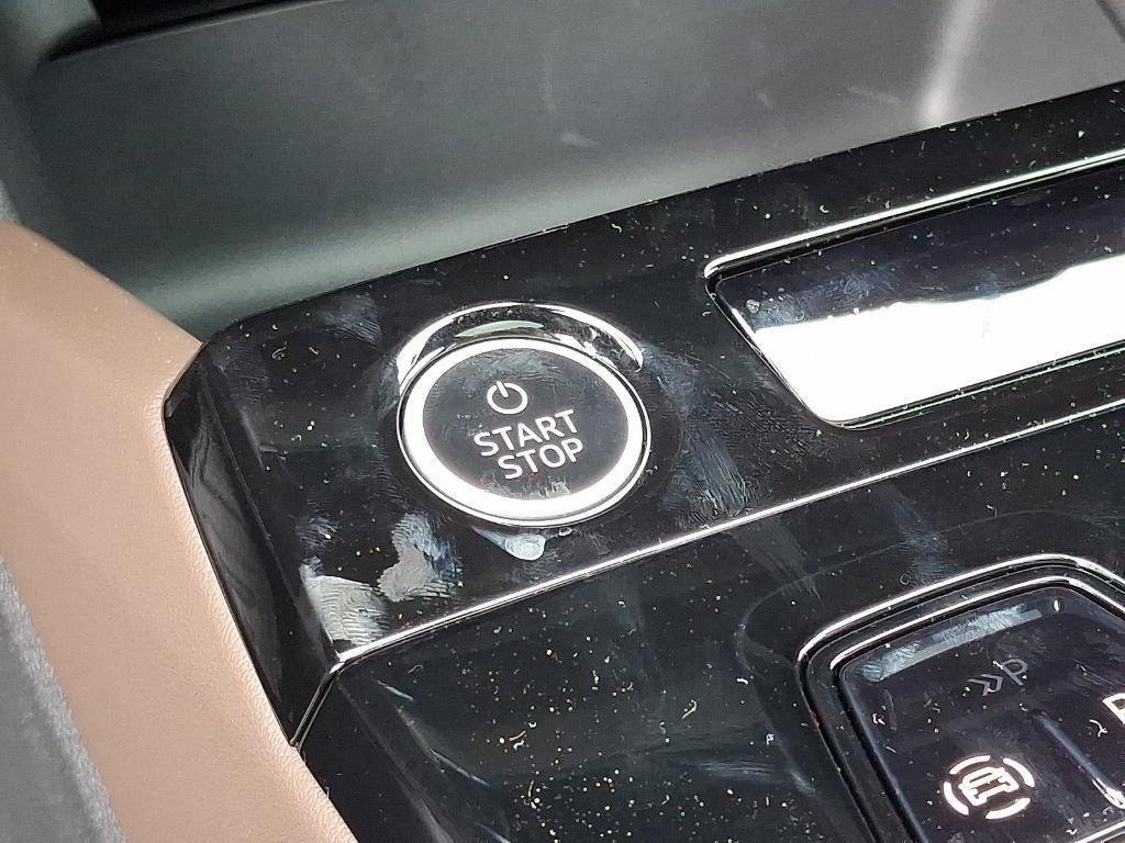 new 2025 Audi Q6 e-tron car, priced at $73,985