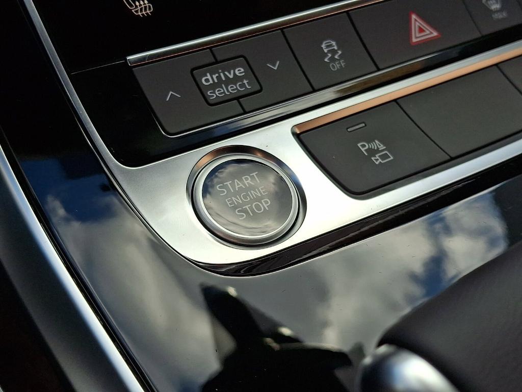 new 2026 Audi Q7 car, priced at $71,295