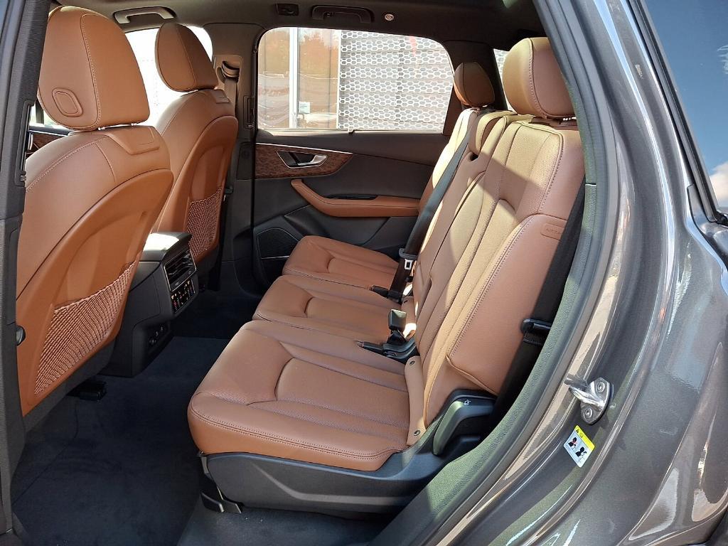 new 2026 Audi Q7 car, priced at $71,295