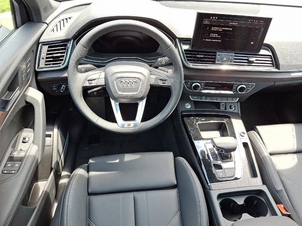 new 2025 Audi Q5 car, priced at $68,565