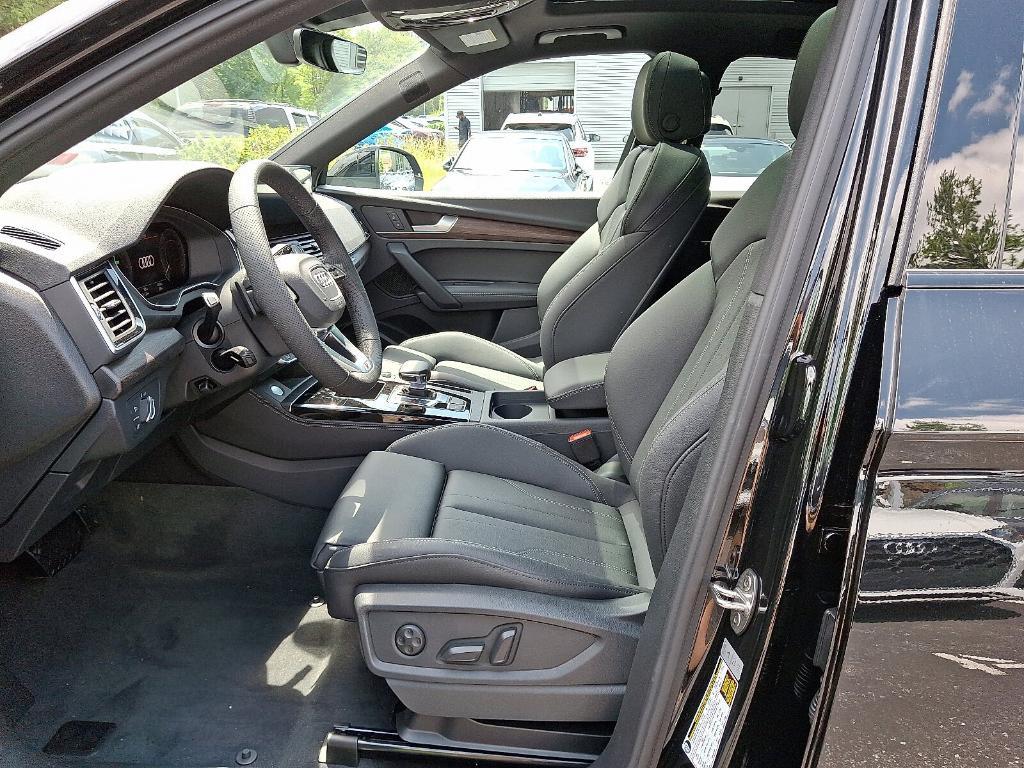 new 2025 Audi Q5 car, priced at $68,565