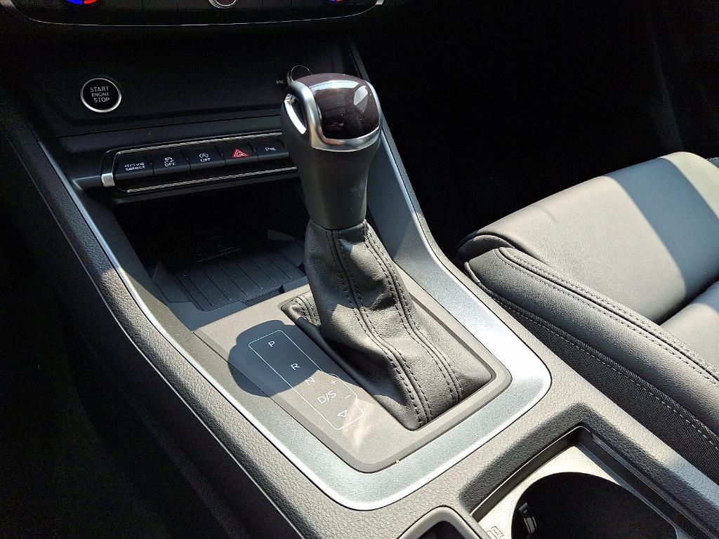new 2025 Audi Q3 car, priced at $45,605