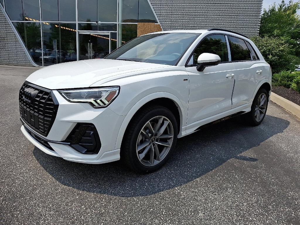 new 2025 Audi Q3 car, priced at $45,605