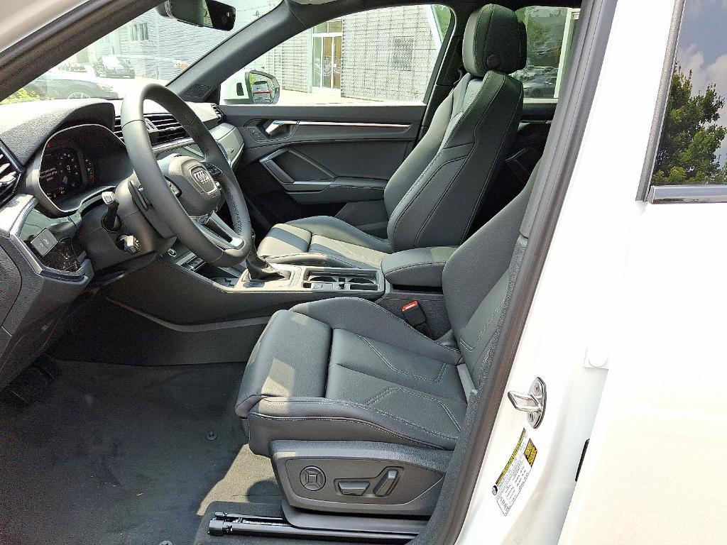 new 2025 Audi Q3 car, priced at $45,605