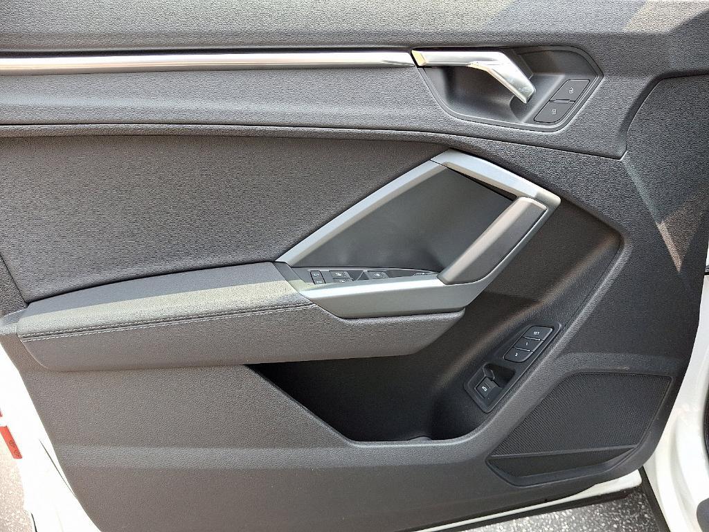 new 2025 Audi Q3 car, priced at $45,605
