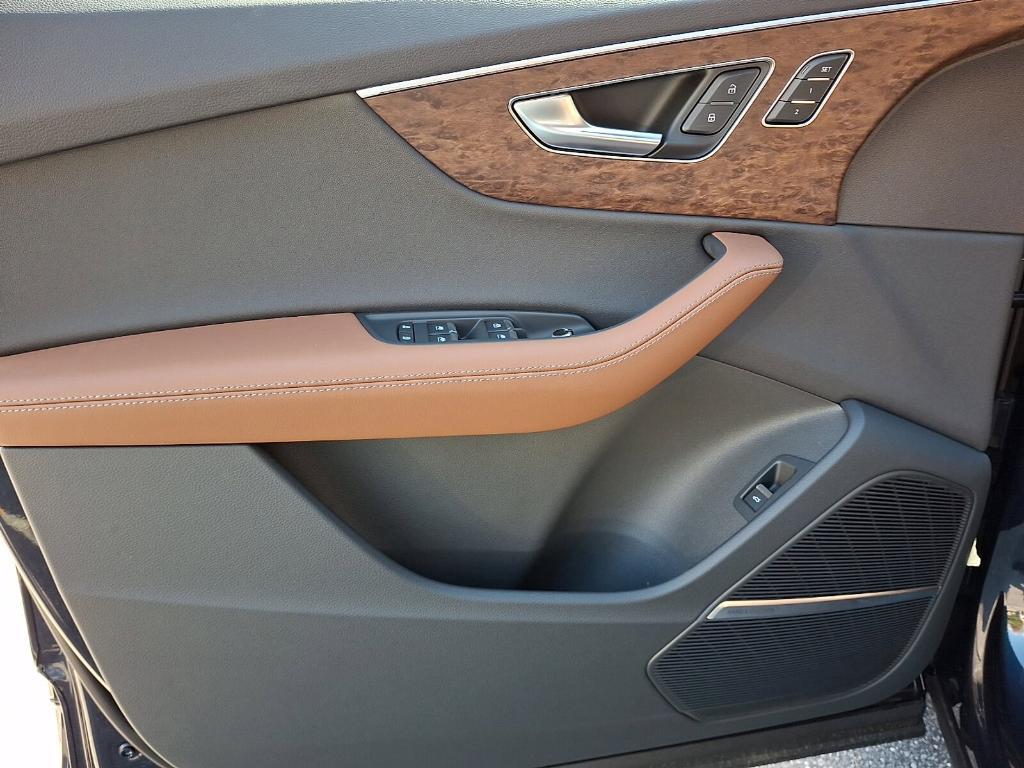 new 2026 Audi Q7 car, priced at $78,445