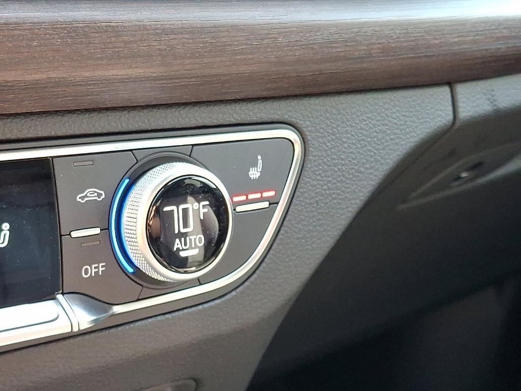 new 2025 Audi Q5 car, priced at $59,625