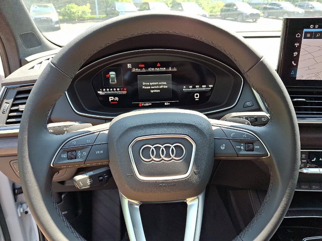 new 2025 Audi Q5 car, priced at $59,625