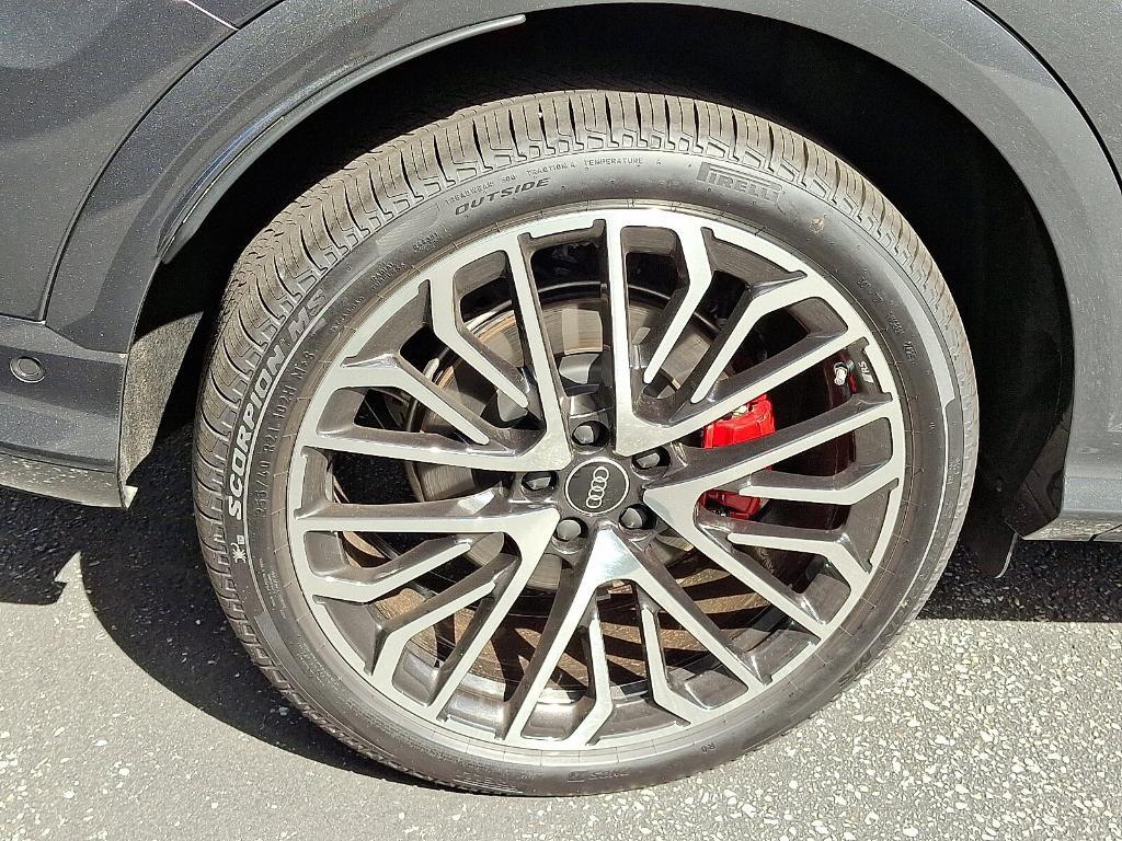 new 2025 Audi SQ5 car, priced at $75,715