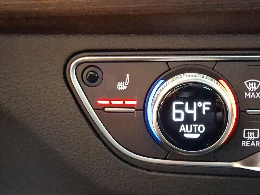 new 2025 Audi Q5 car, priced at $59,950