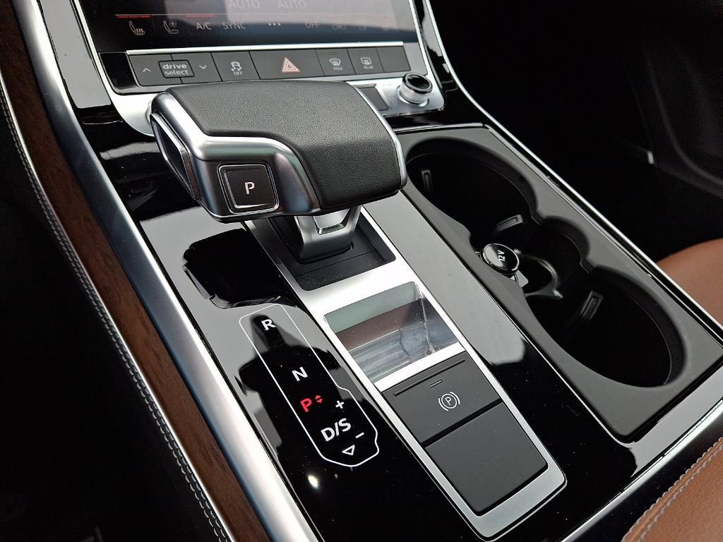 used 2025 Audi Q7 car, priced at $60,993