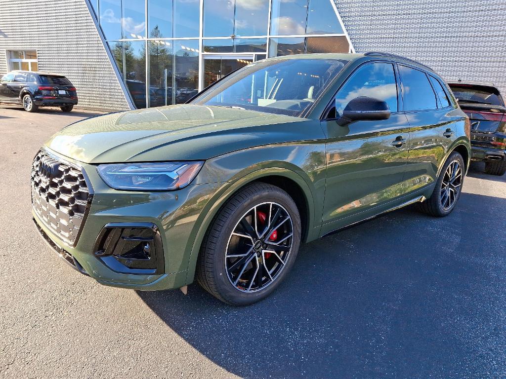 new 2025 Audi SQ5 car, priced at $72,870