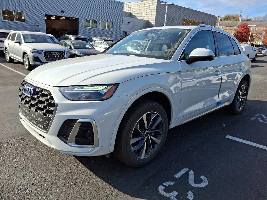 new 2024 Audi Q5 car, priced at $53,690