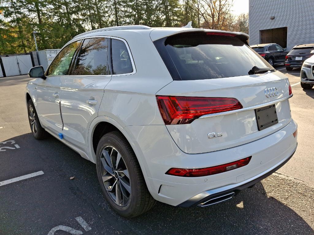 new 2024 Audi Q5 car, priced at $53,690