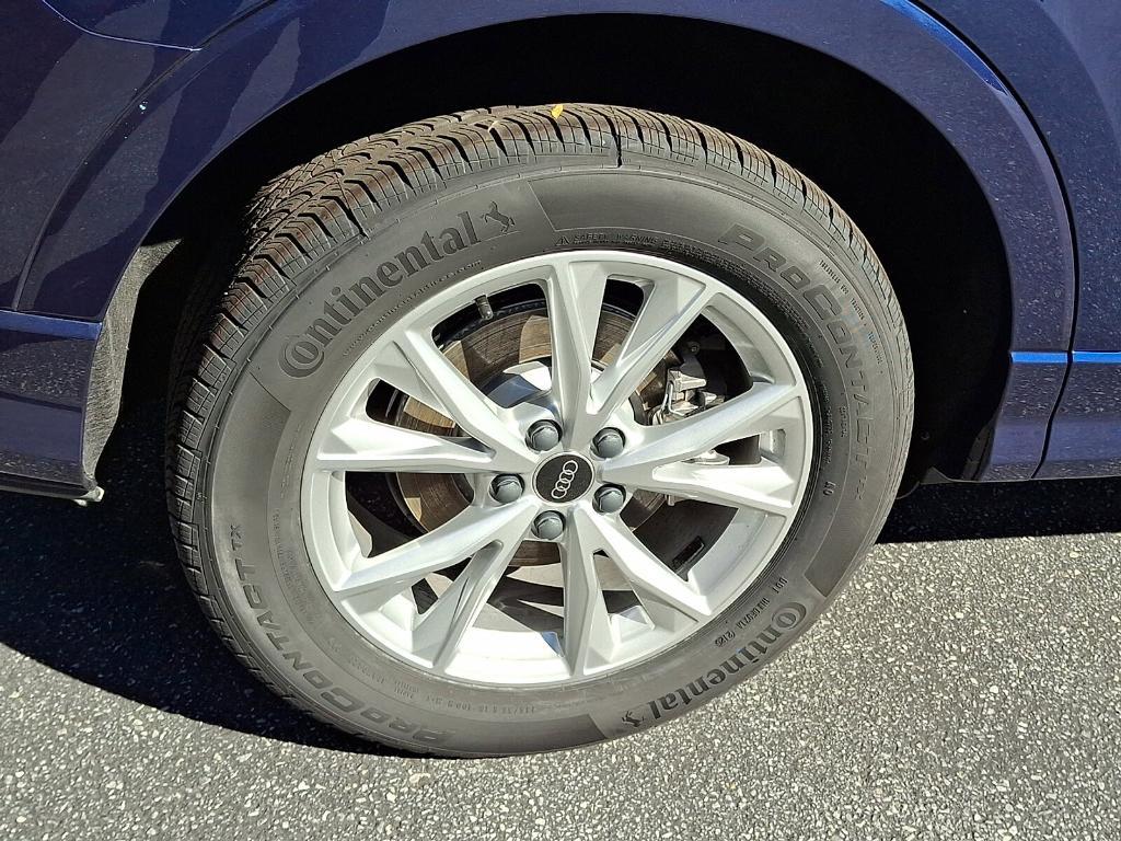 new 2025 Audi Q3 car, priced at $45,110