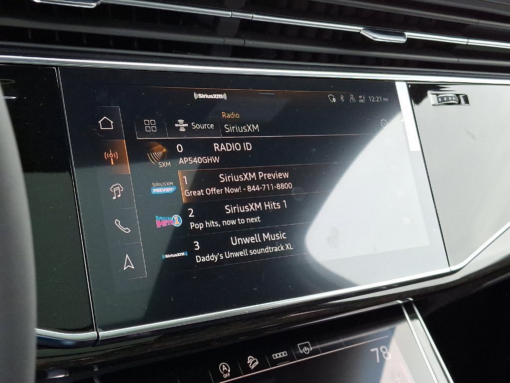 new 2025 Audi Q7 car, priced at $77,880