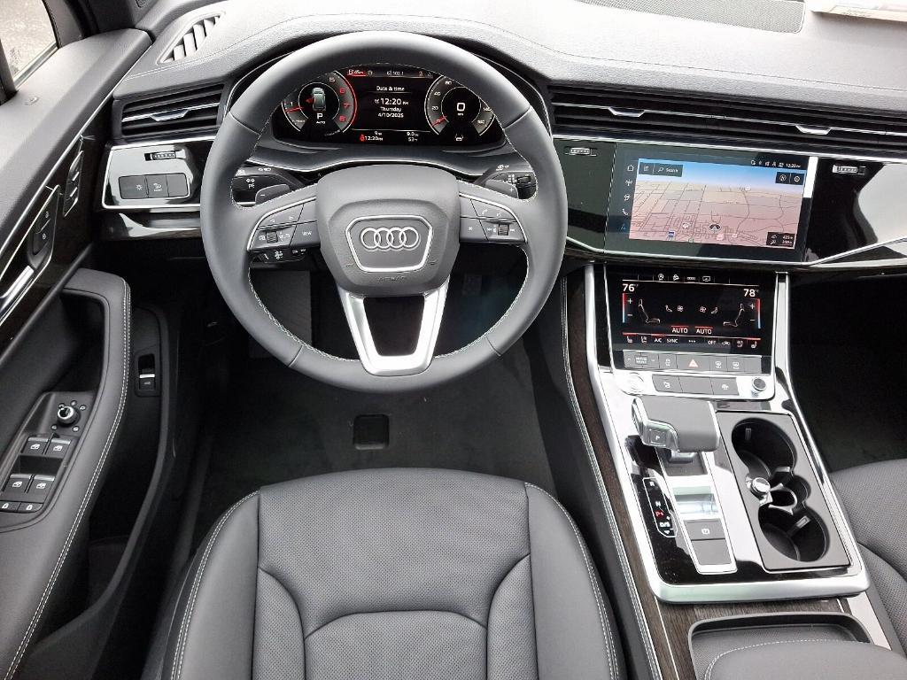 new 2025 Audi Q7 car, priced at $77,880
