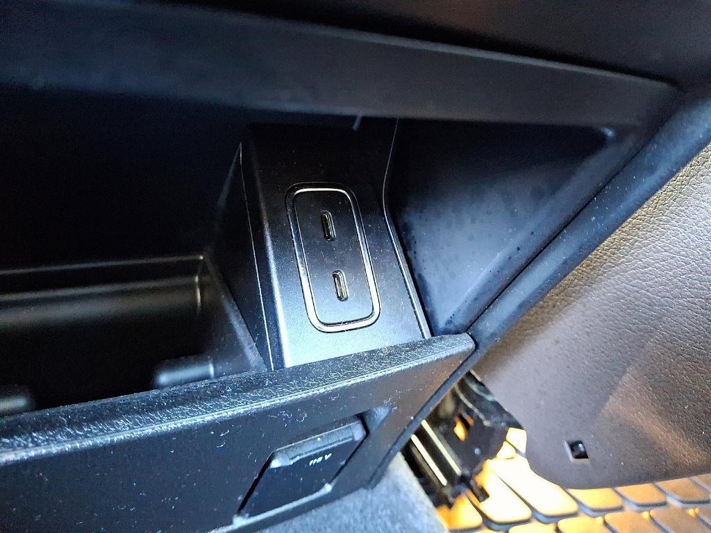 used 2022 Mercedes-Benz GLE 350 car, priced at $47,993