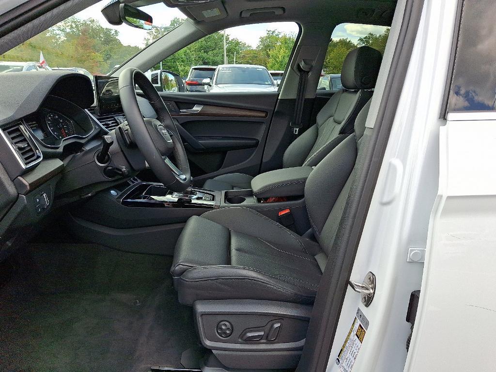 used 2024 Audi Q5 car, priced at $41,993